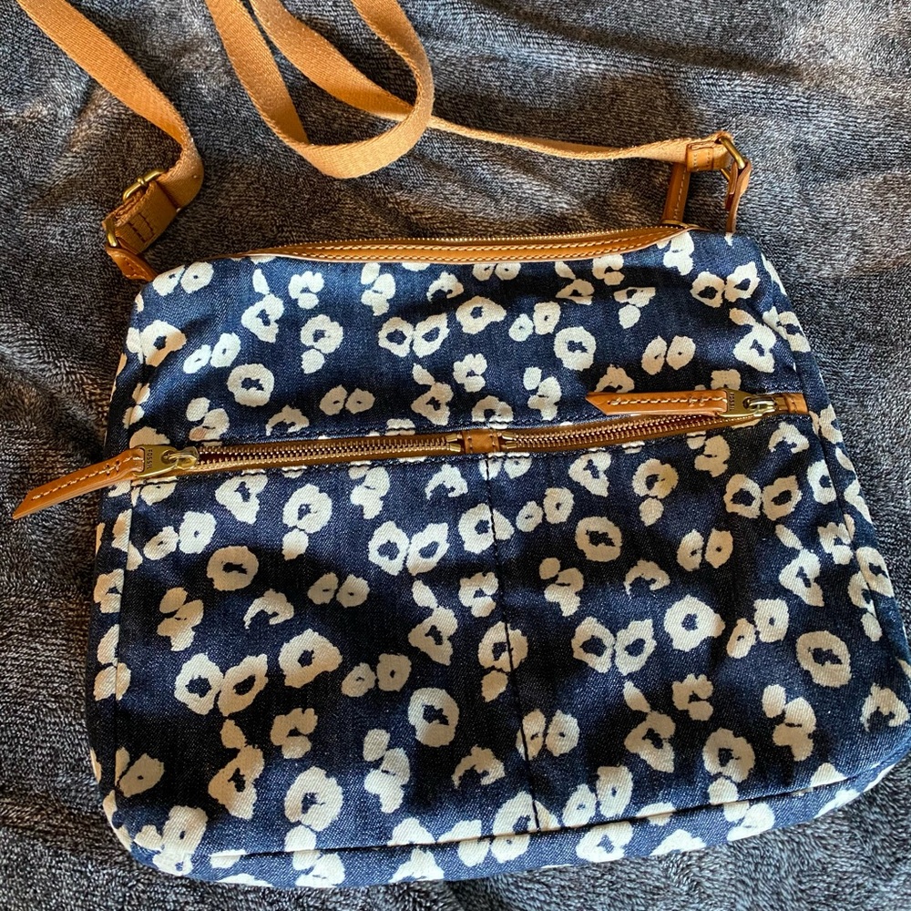 Fossil Cheetah print crossbody purse